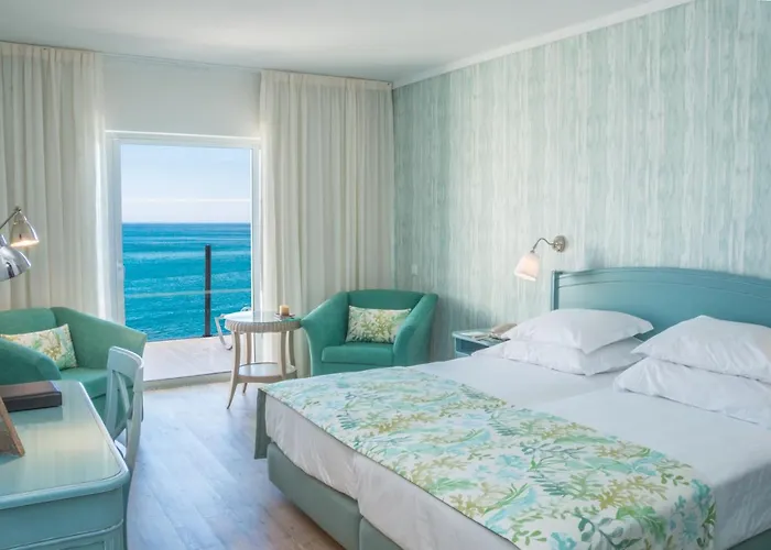 Hotel apartamentowy Pestana Madeira Club 5*
