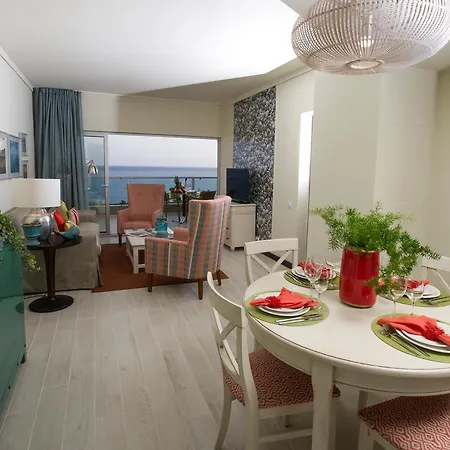 アパートホテル Pestana Madeira Club