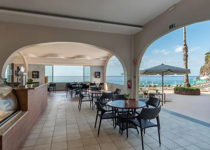 Pestana Madeira Club מלון דירות 5*